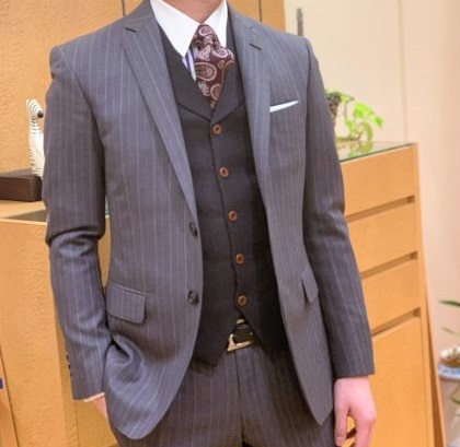 スーツとベストの色違いは変 実はかなりオシャレで簡単な着こなし術 Week13 Gentile Blog